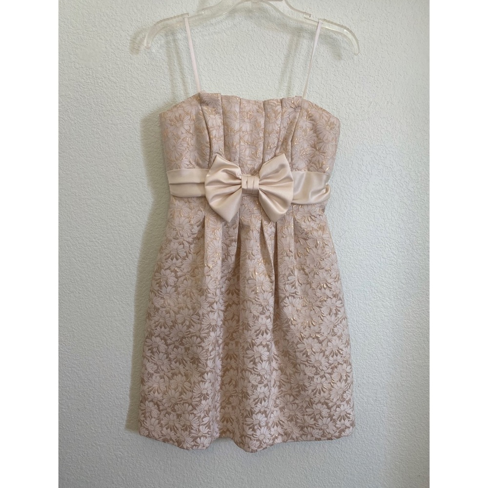 Betsy & Adam Gold Daisy Formal Cocktail Dress